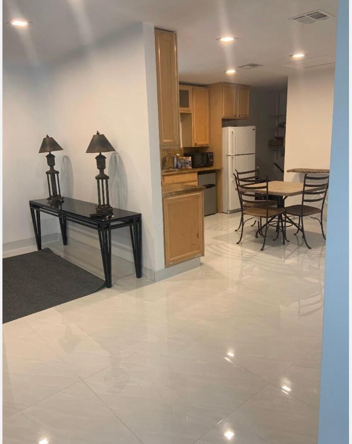 Room & Private Bathroom Boca Raton Esterno foto